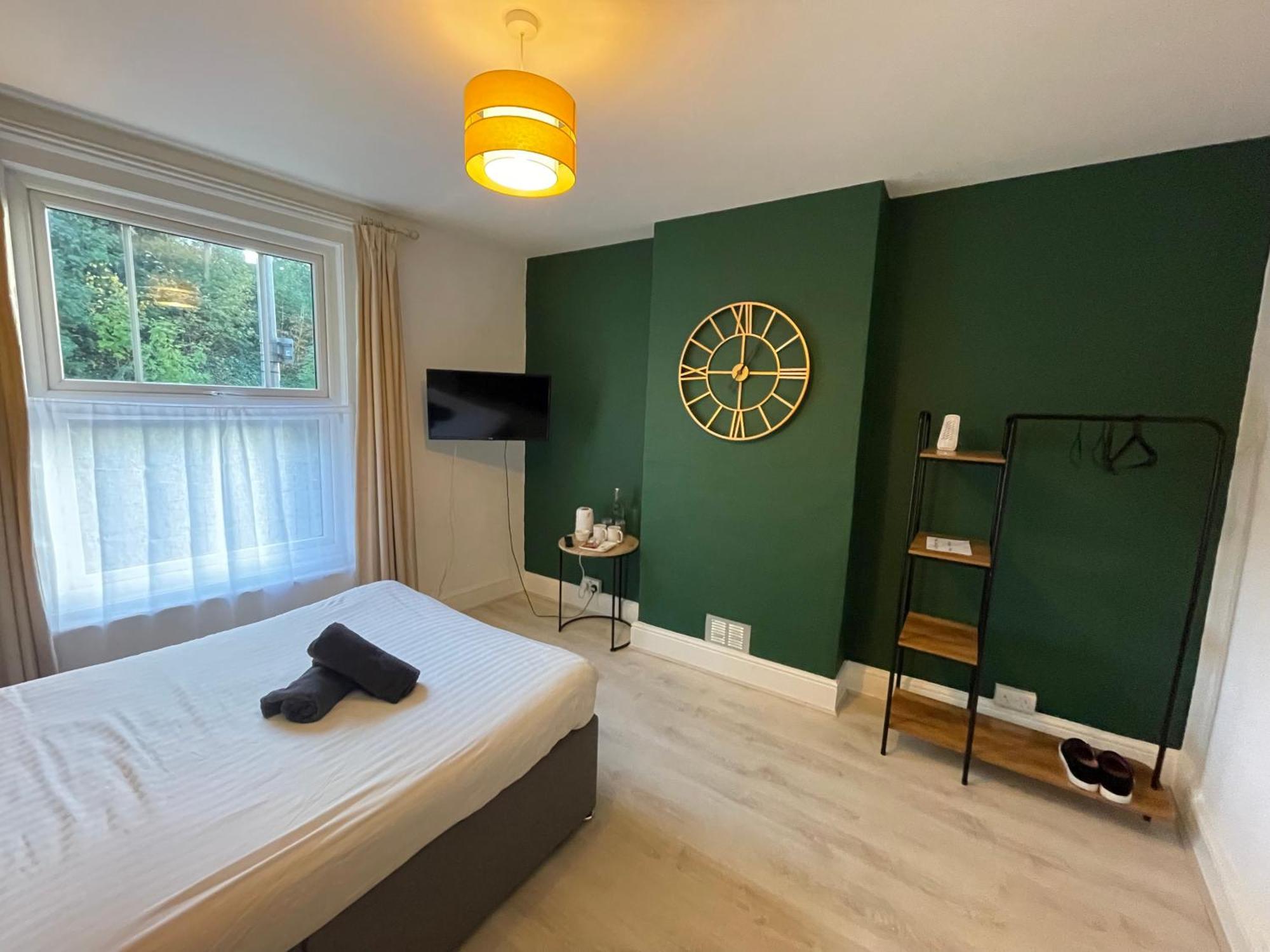 Rooms In City Centre House With Kitchen, Lounge, Garden イプスウィッチ エクステリア 写真